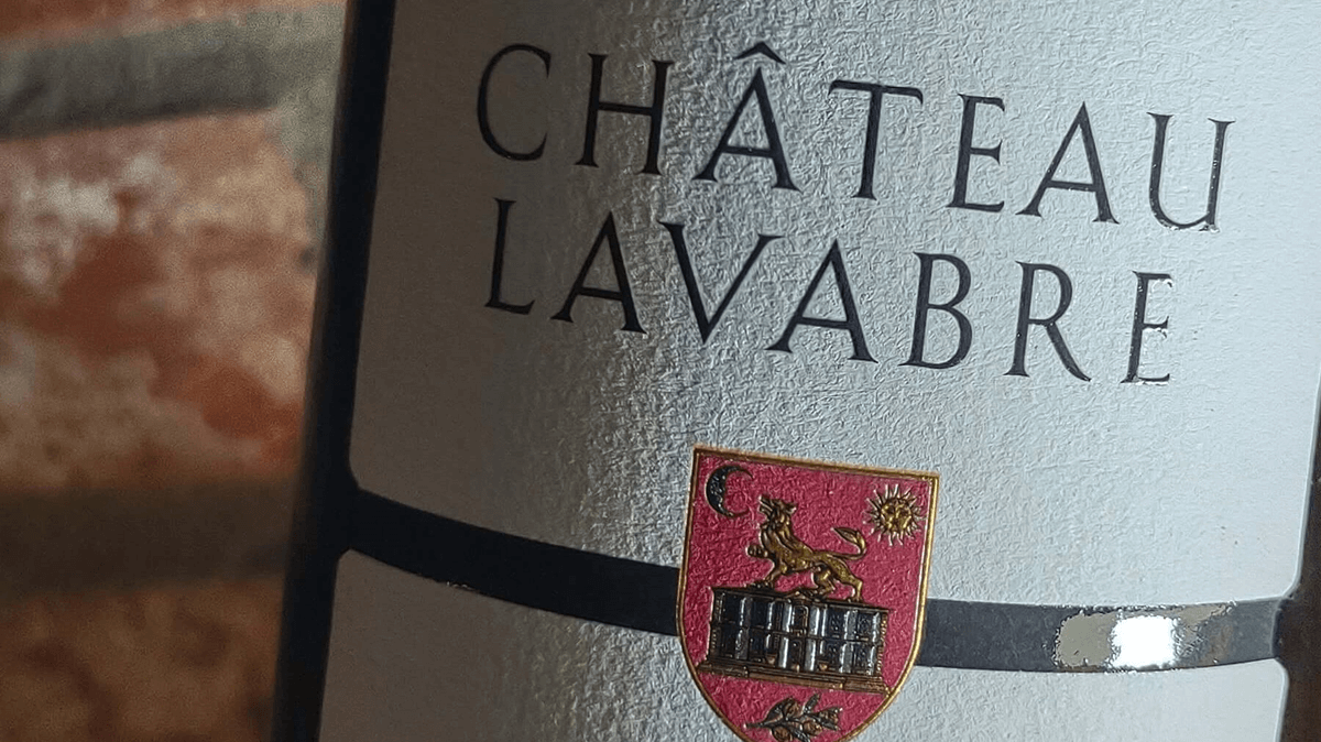 Chateau Lavabre, Pic Saint-Loup ‘La Closerie’ 2017. Bottle is shown, focused on the label. Grocery Outlet wine sale, Nov 2-8, 2022